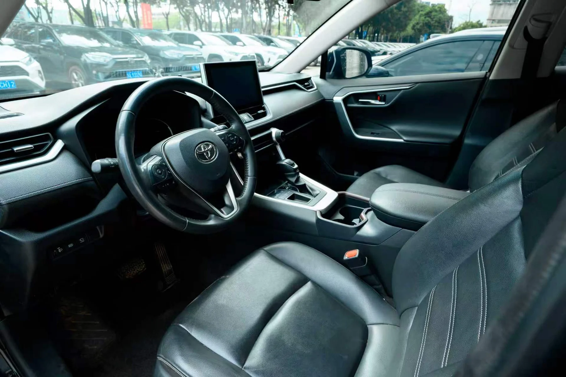 2023 Toyota RAV4 black interior