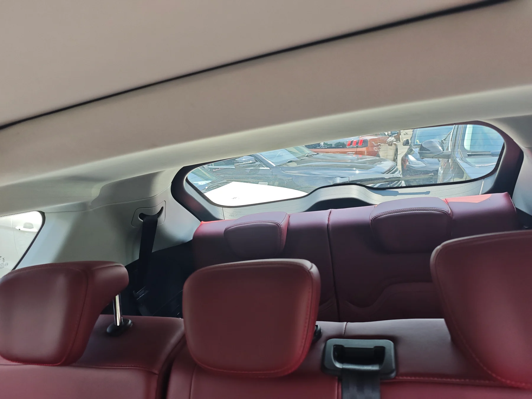 2024 Jetour X70 Pro red interior