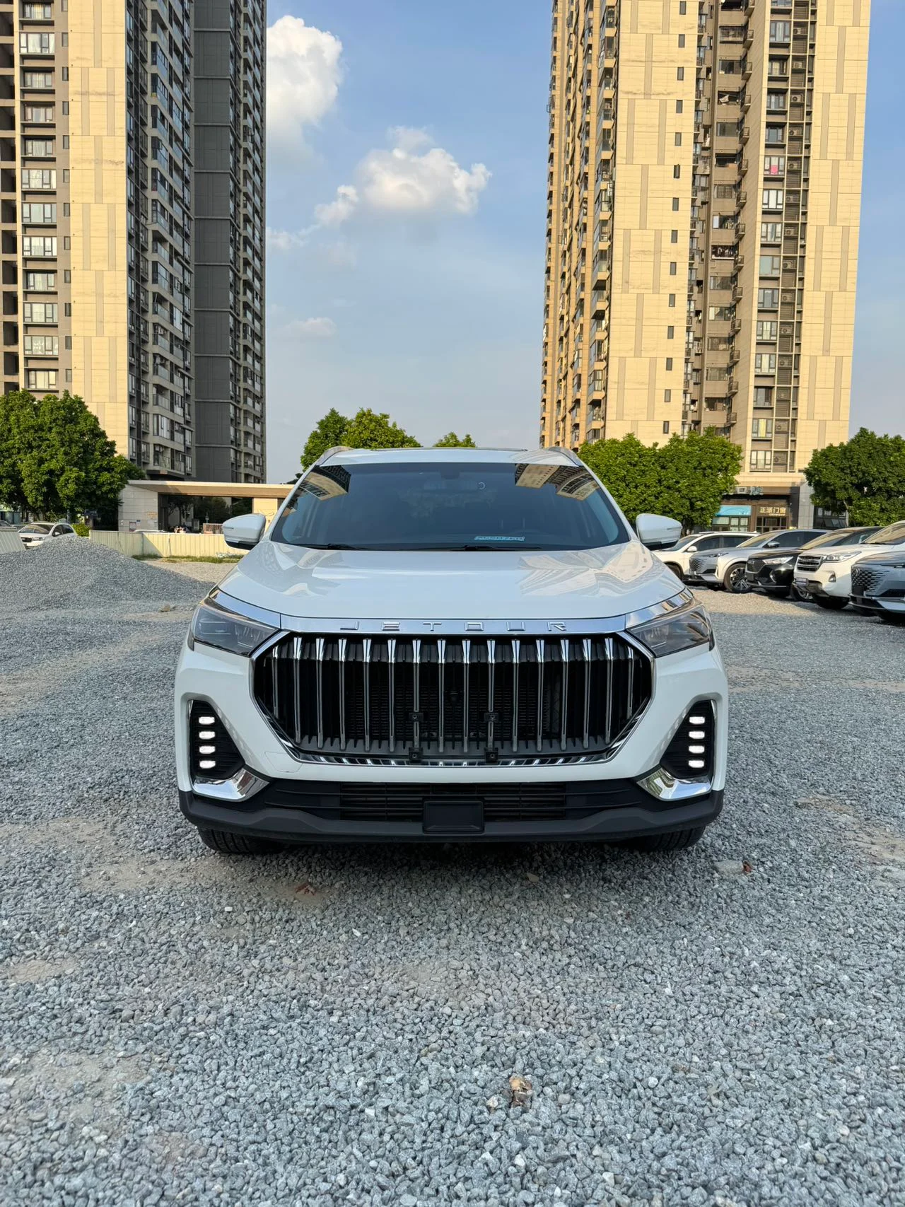 2024 Jetour X90 PLUS white front view