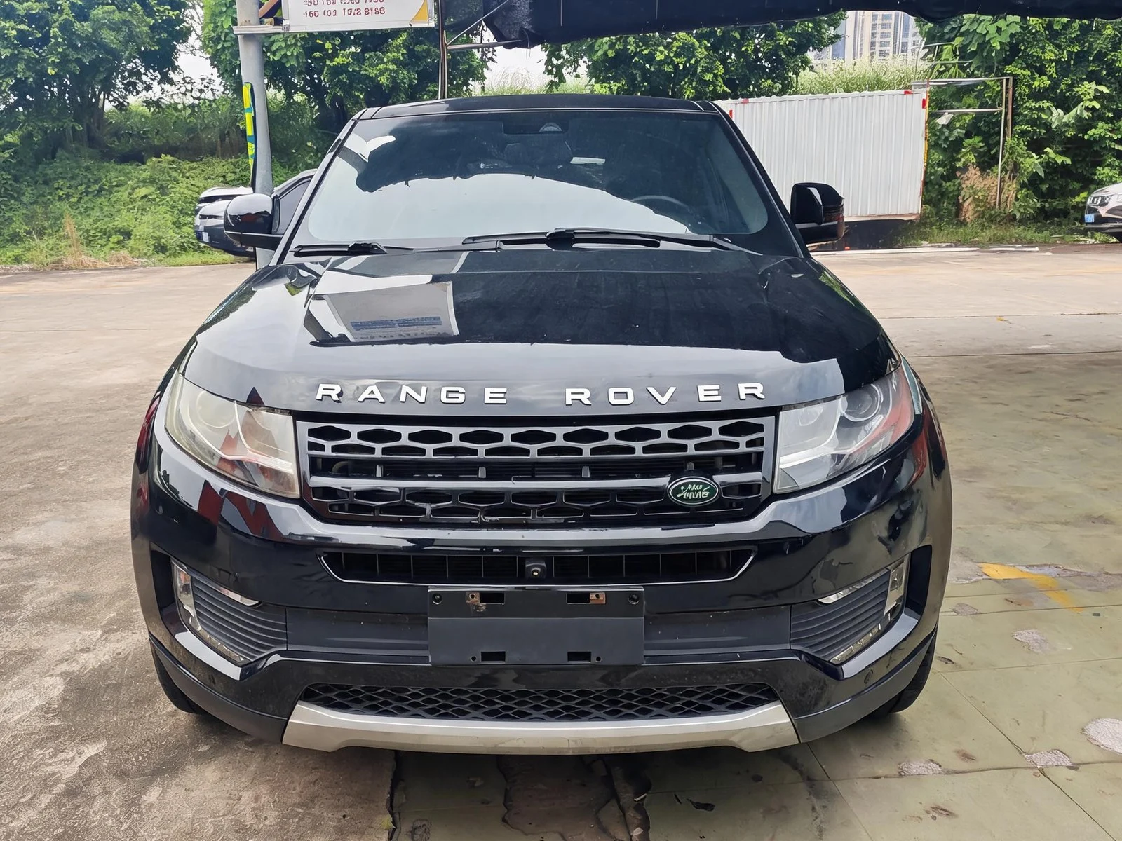 2016 Landwind X7 black front view
