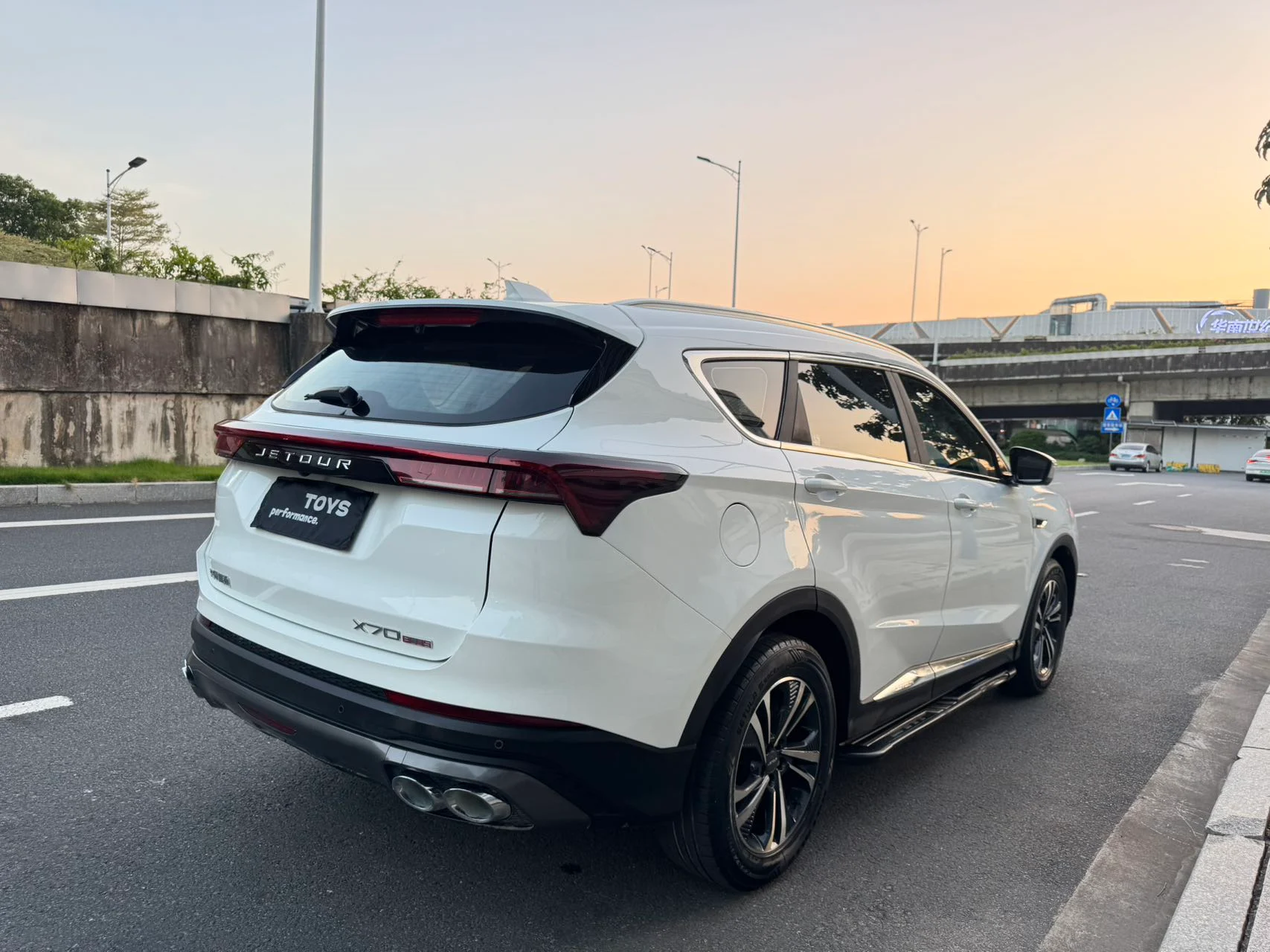 2022 Jetour X70 Plus used car in Foshan China