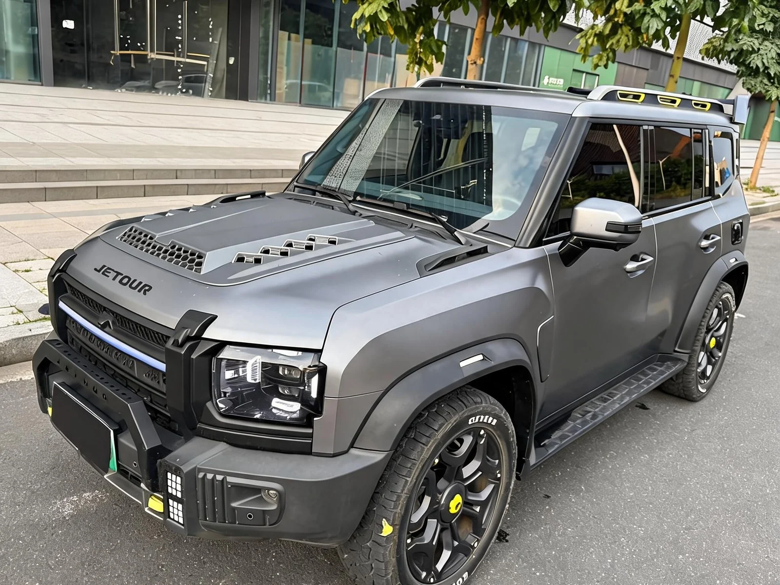 2024 Jetour T2 grey front three-quarter view