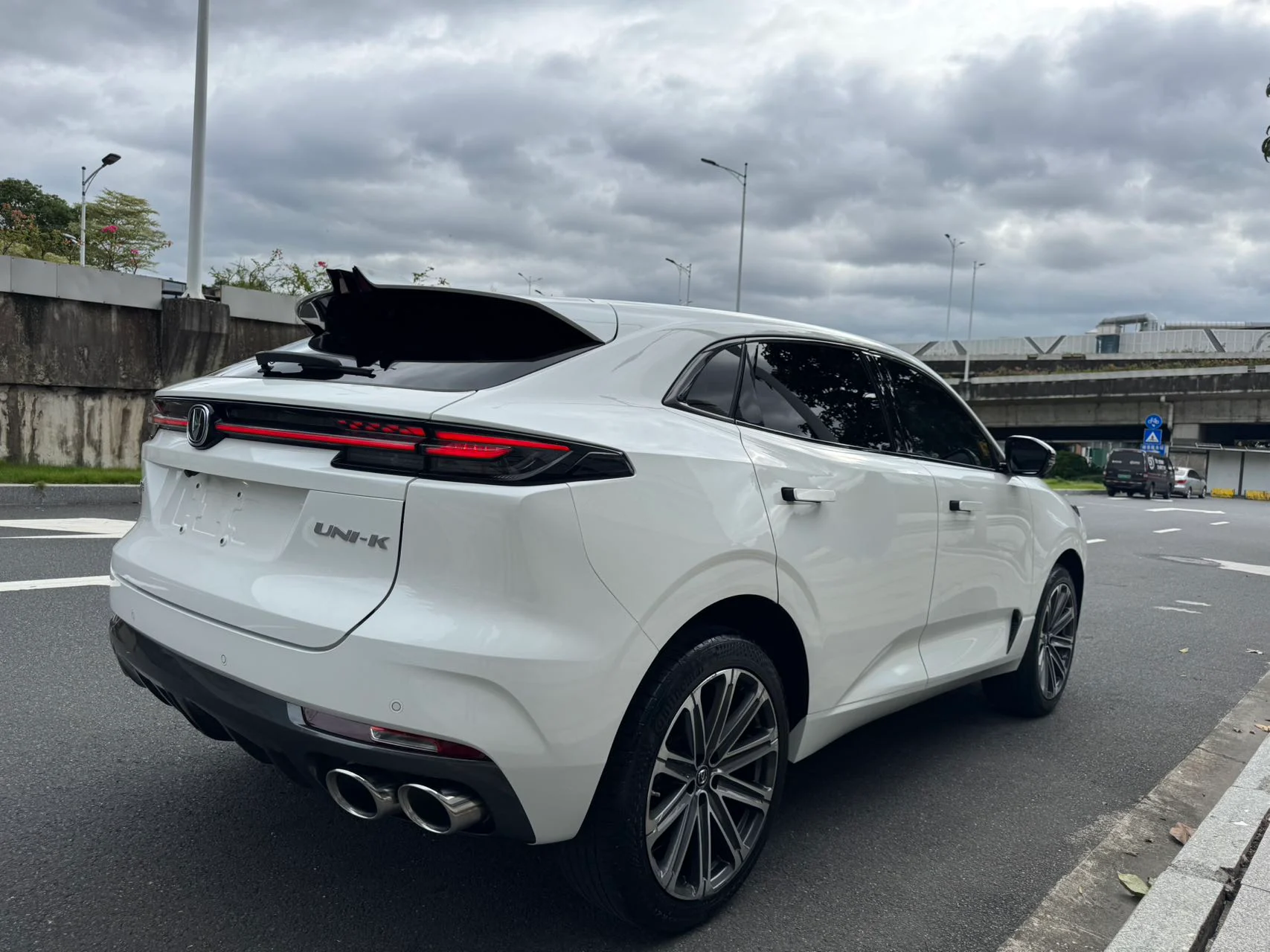 2021 Changan UNI-K white rear three-quarter view