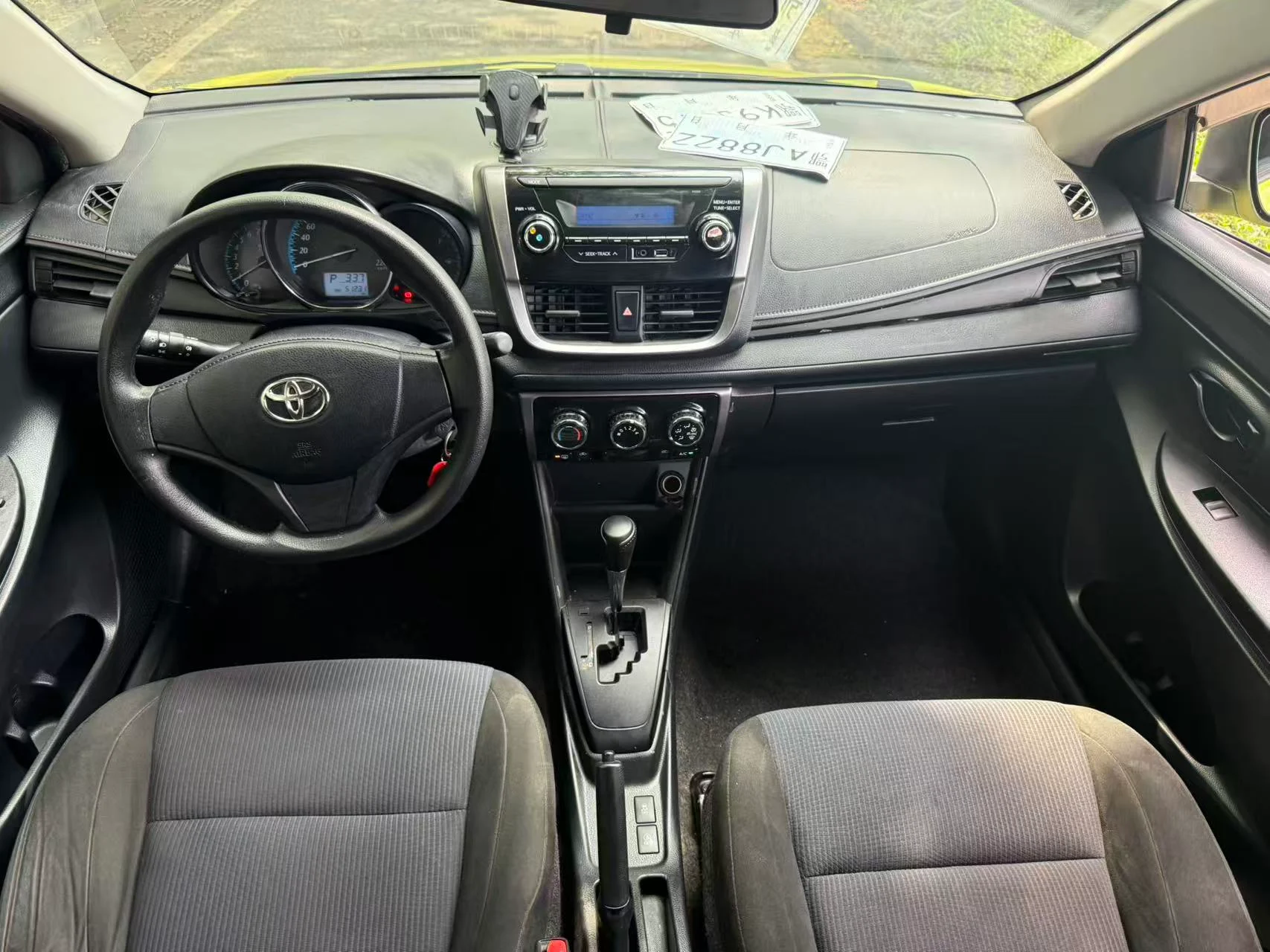 2016 Toyota Yaris used car in Foshan China