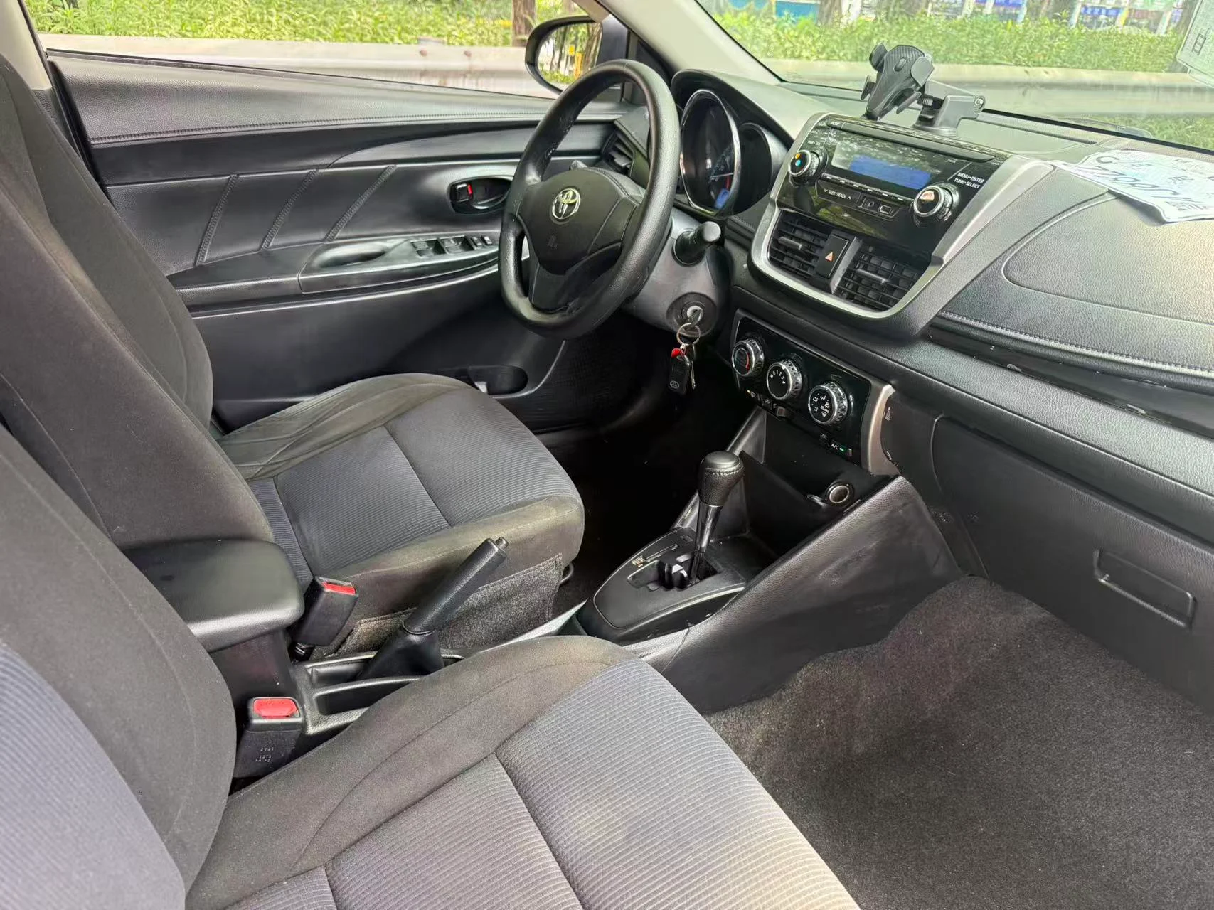 2016 Toyota Yaris used car in Foshan China