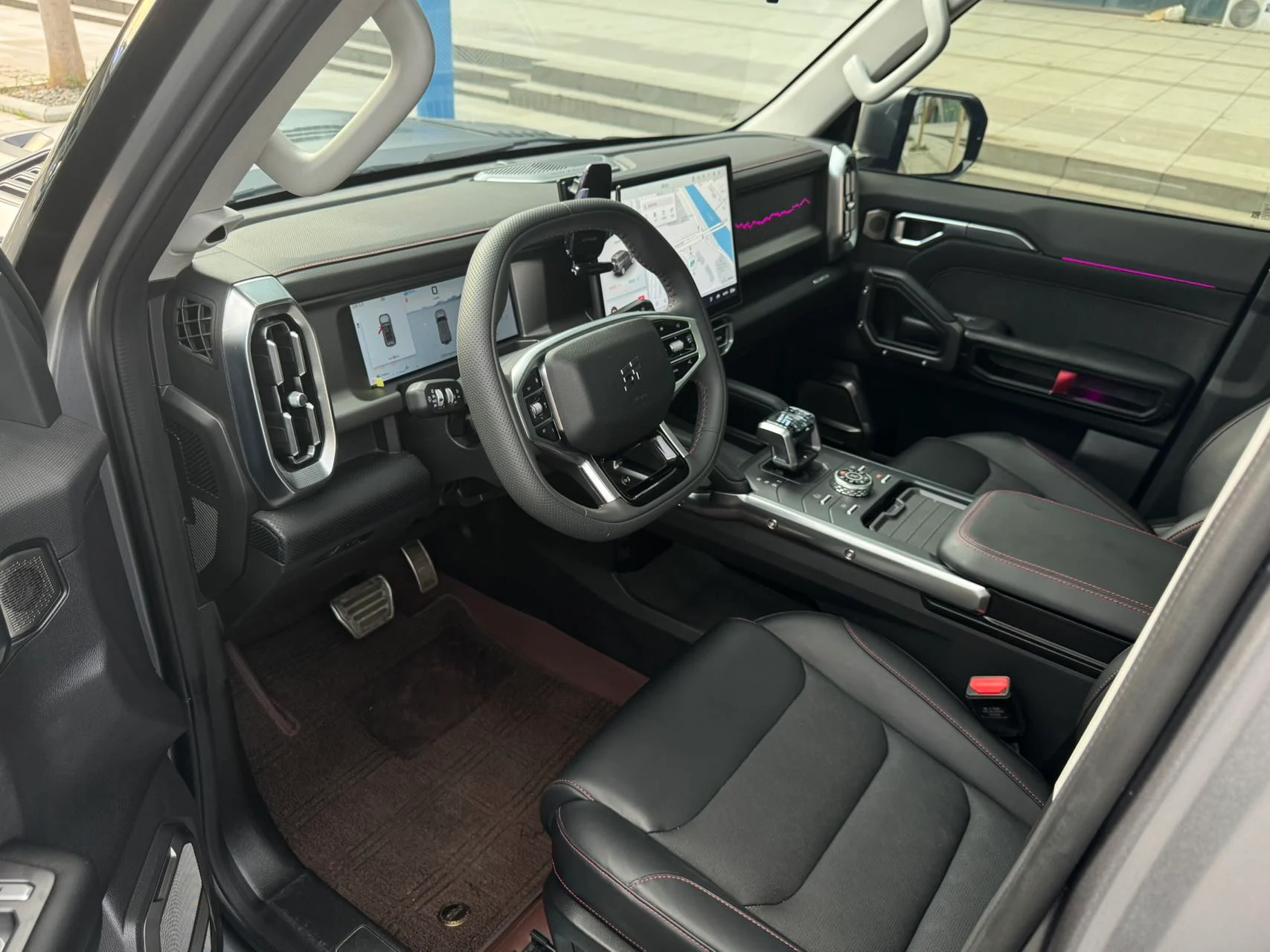 2025 Jetour T2 grey interior