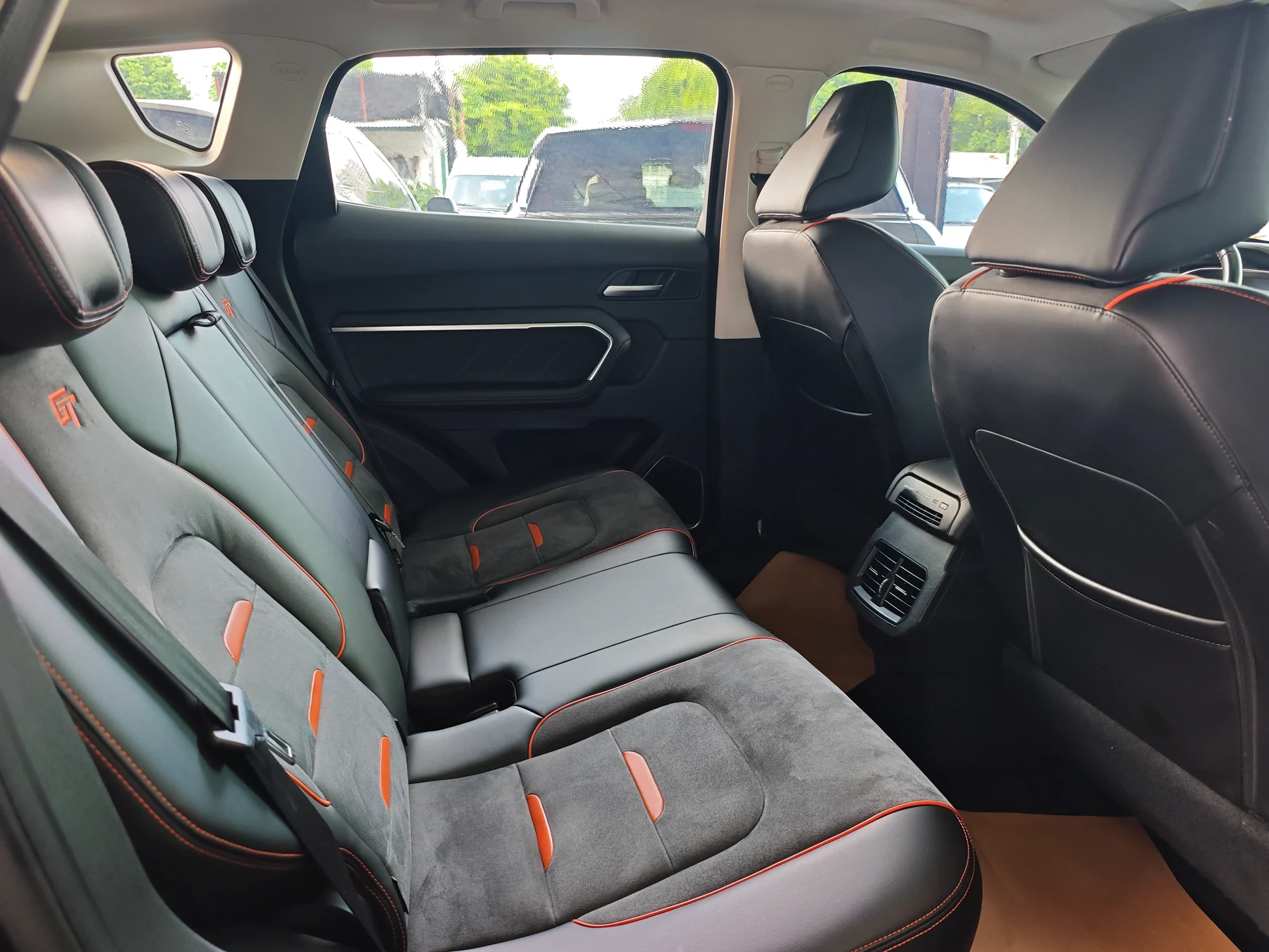 2020 Haval H6 black interior